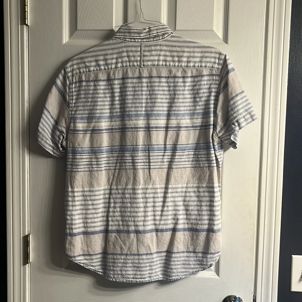 Banana Republic Blue and White Casual Button Down Shirt - Picture 3 of 3